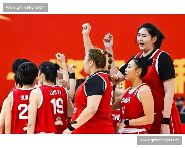 中国女篮鏖战日本女篮 展现亚洲顶尖对抗与团队精神